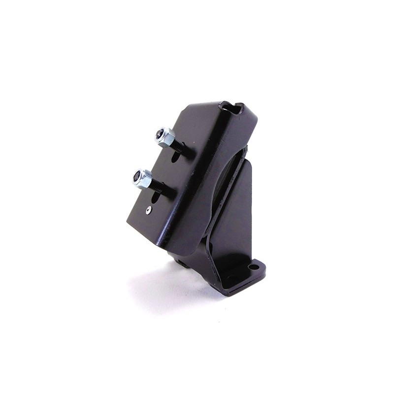 Right and left engine mounts