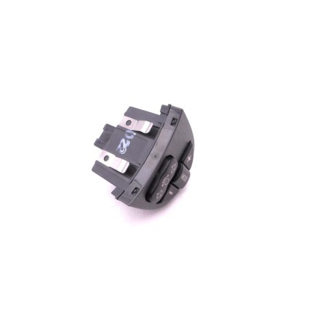 Comando di regolazione dei fari anteriori