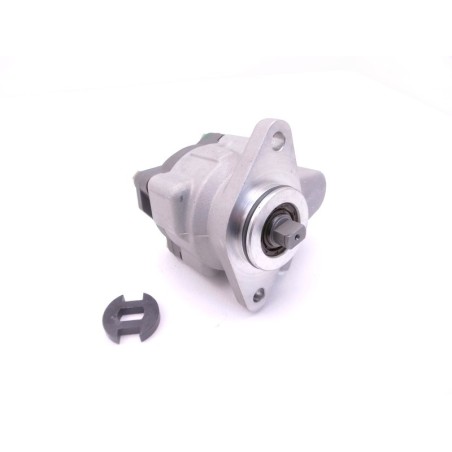 2.8-liter power steering pump