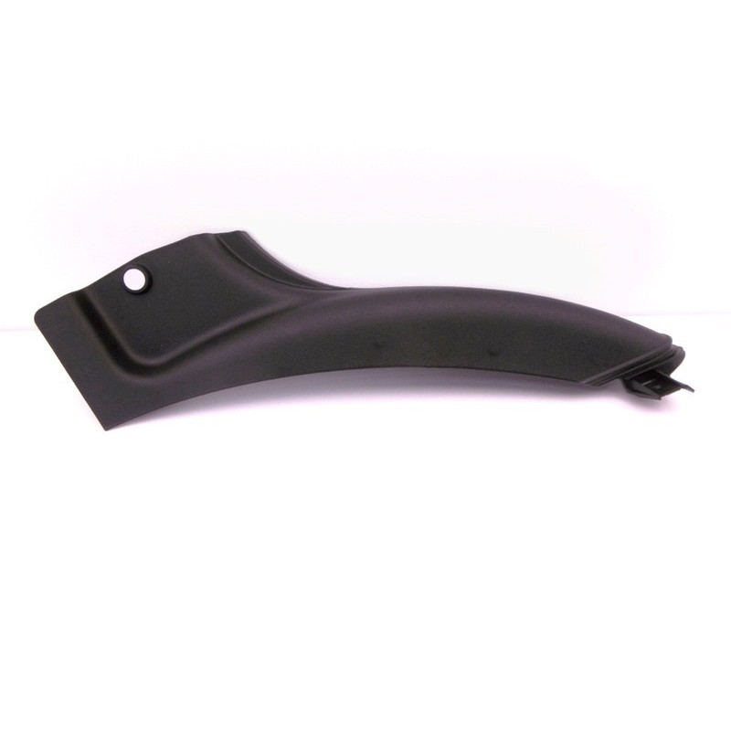 Vordere rechte Halbmondform