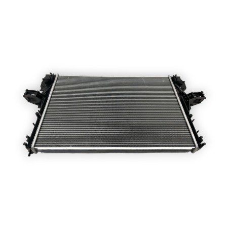 2.3L and 3.0L engine radiator