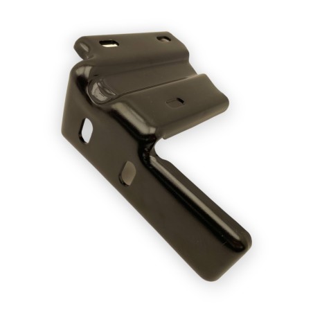 Right front bumper support