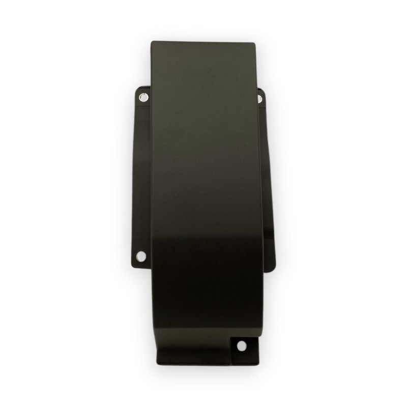 Lower molding for fuel tank hatch