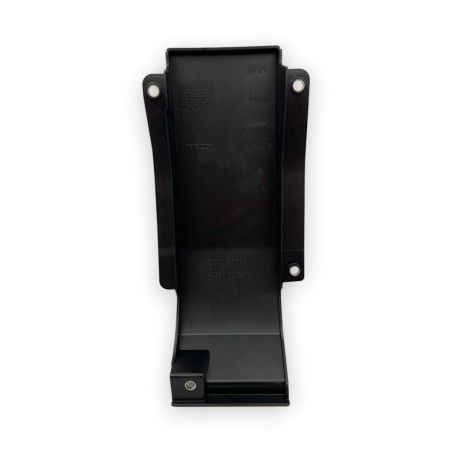 Lower molding for fuel tank hatch