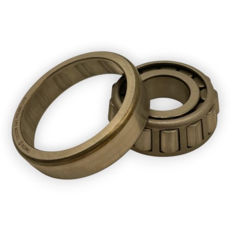 Secondary bearing of gearbox