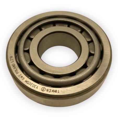 Secondary bearing of gearbox