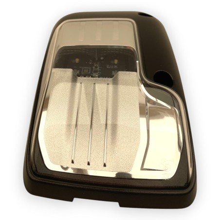 Right-hand clearance lights