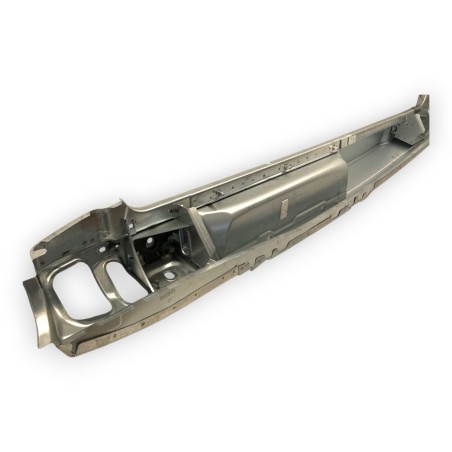 Left rear body angle