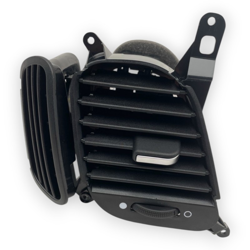 Lüftungsgitter links