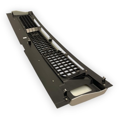 Zentraler Kühlergrill