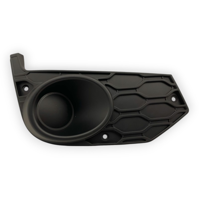 Right fog light cover