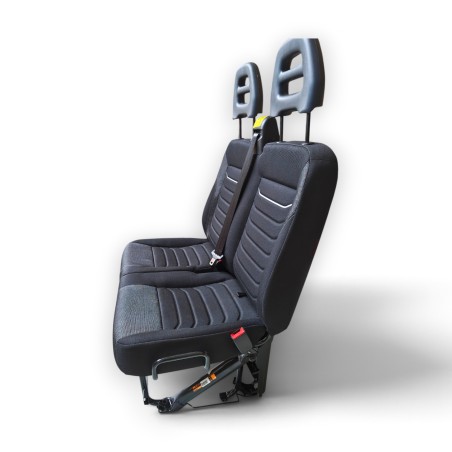 Complete passenger seat